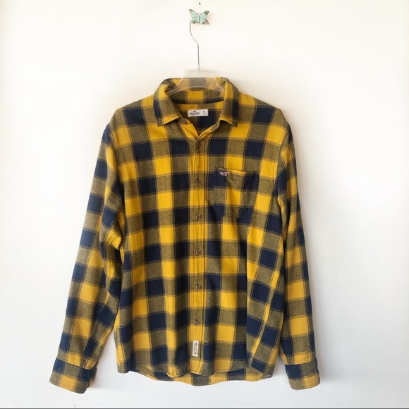 Hollister Other - Hollister plaid button down shirt sz medium